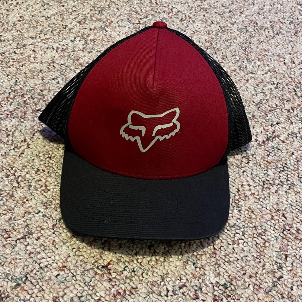 Fox Red and Black Women's Hat